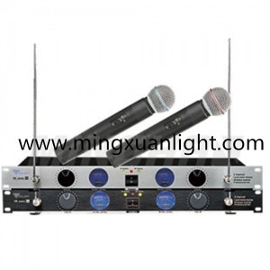 Handheld DC-38 Wireless Microphone System Karaoke Microphone